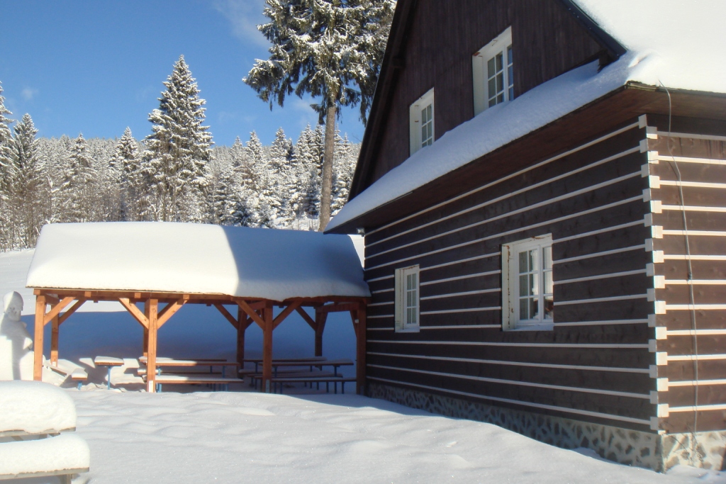 Beskdek III venkovn pergola 